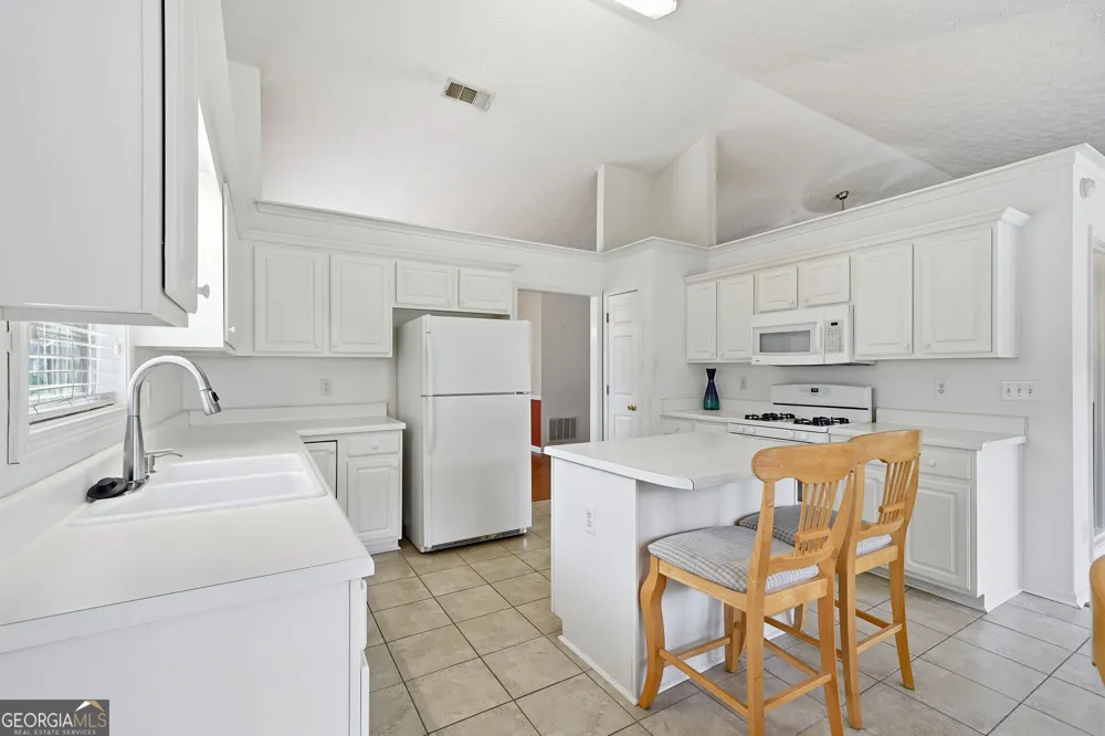 4168 McEver Park DR Acworth, GA 30101