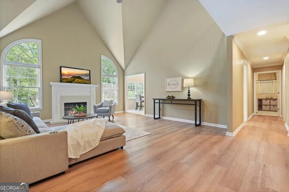 2564 Chestea DR NE Marietta, GA 30066