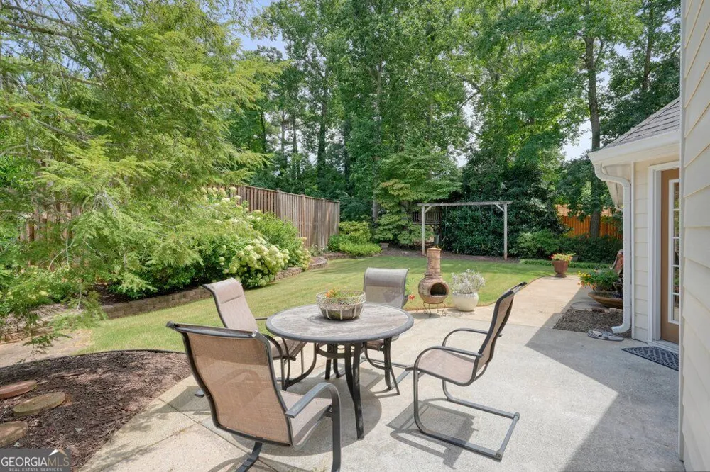 2564 Chestea DR NE Marietta, GA 30066