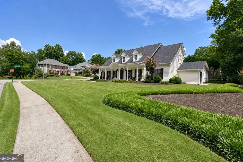 2564 Chestea DR NE Marietta, GA 30066