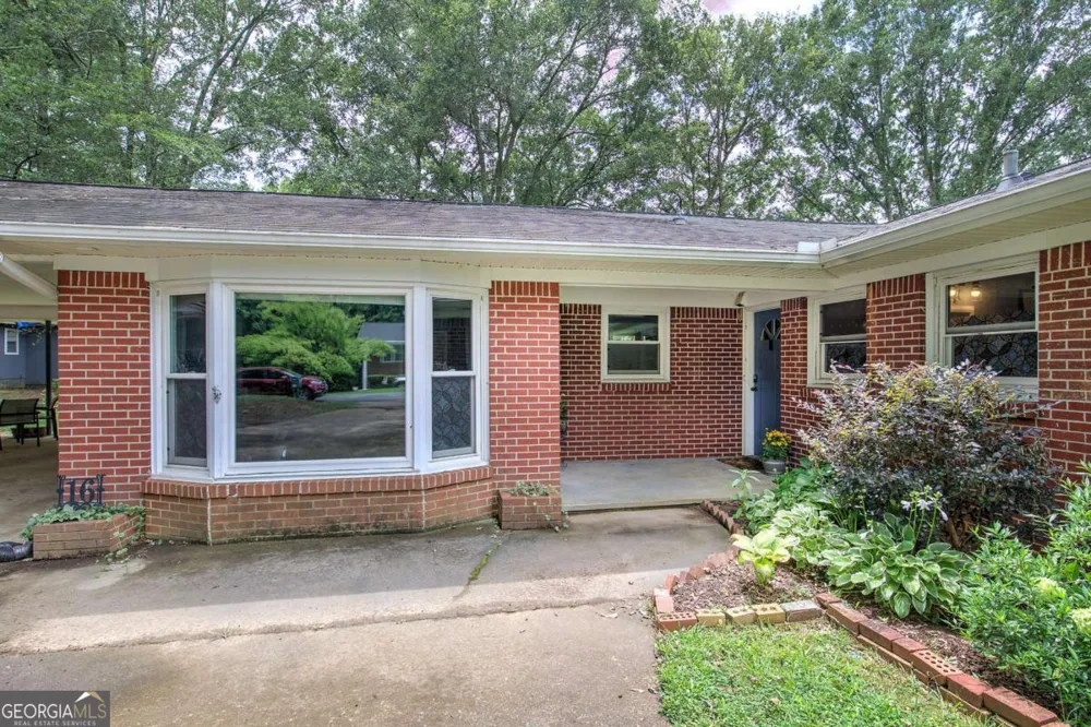 16 Jones Mill PL Cartersville, GA 30120