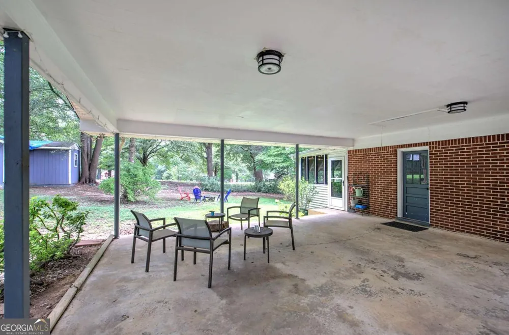 16 Jones Mill PL Cartersville, GA 30120