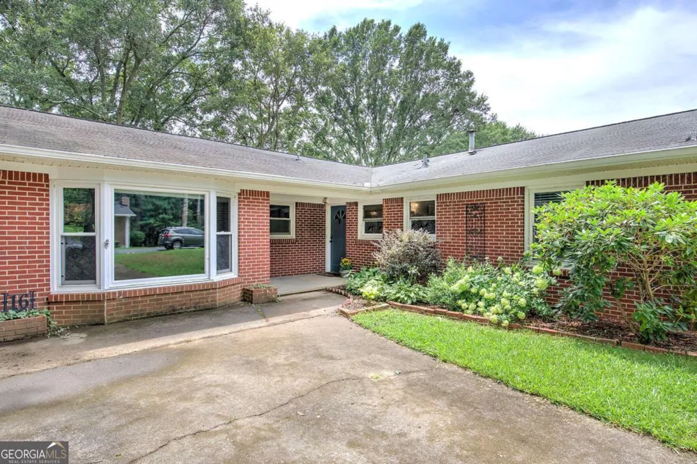16 Jones Mill PL Cartersville, GA 30120