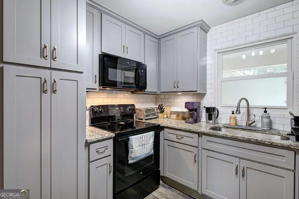 16 Jones Mill PL Cartersville, GA 30120