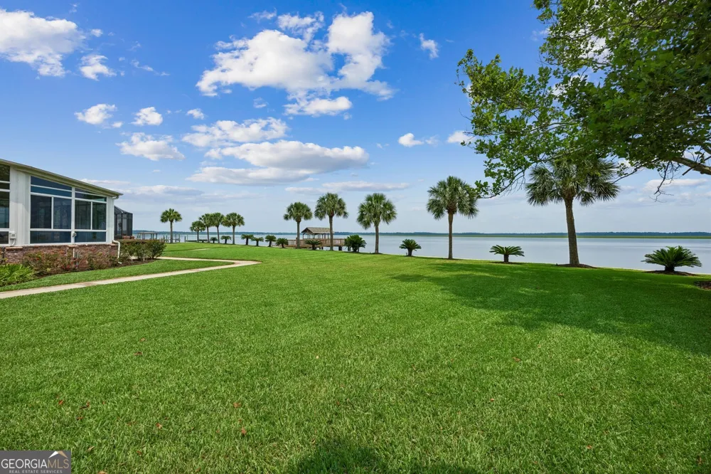1583 Mush Bluff RD St. Marys, GA 31558