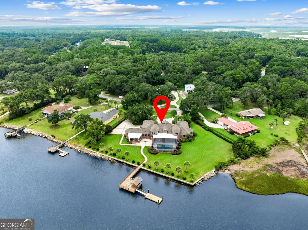 1583 Mush Bluff RD St. Marys, GA 31558