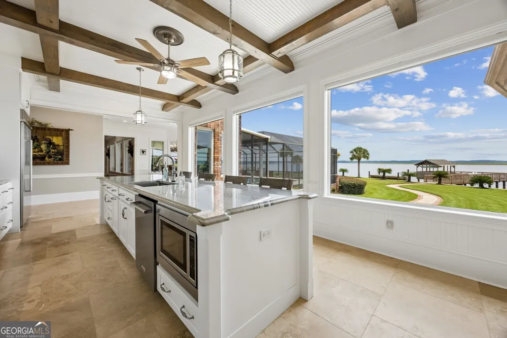 1583 Mush Bluff RD St. Marys, GA 31558