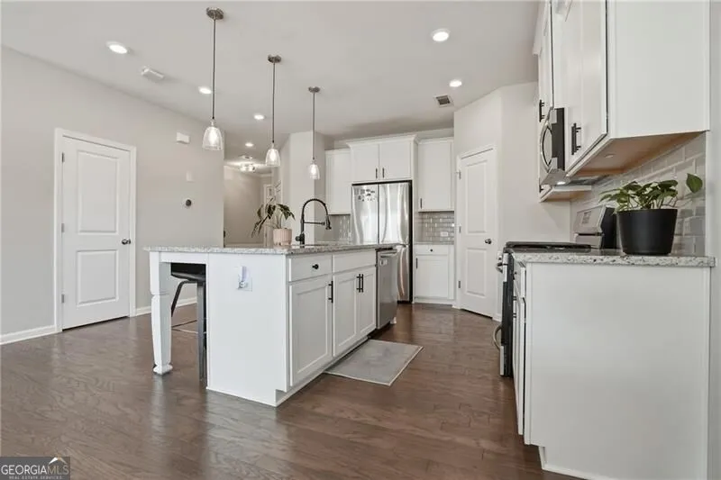 504 Elm Bluff WAY Lawrenceville, GA 30043