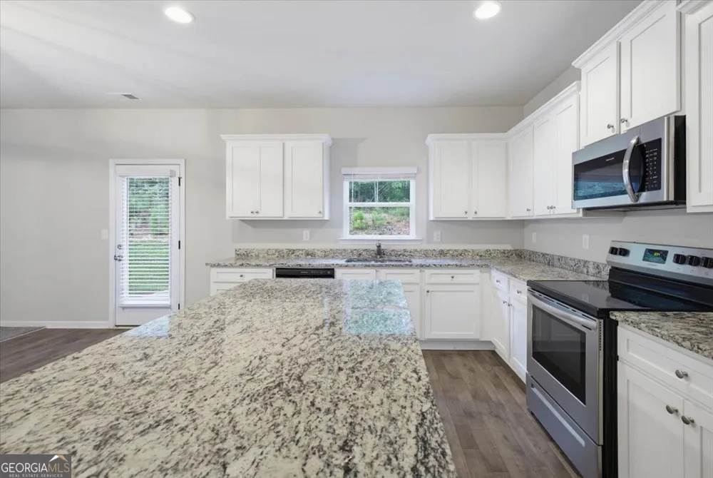 676 Ragan CT Social Circle, GA 30025