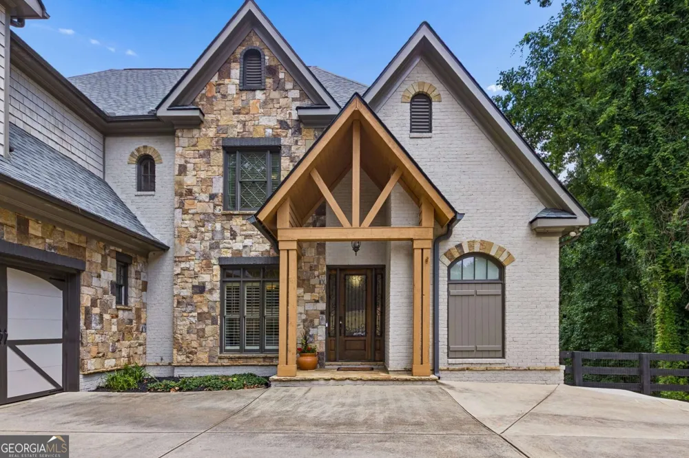 3330 Chimney Point DR Cumming, GA 30041