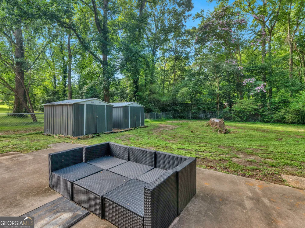 1607 Hillview AVE Jonesboro, GA 30236