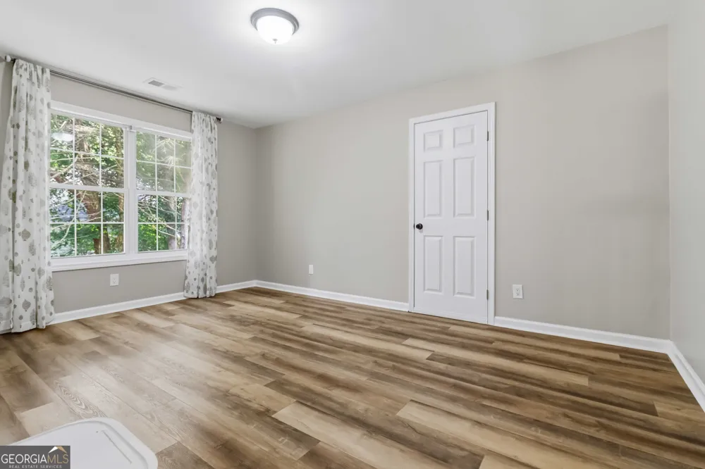 7175 Valance Lane Cumming, GA 30040