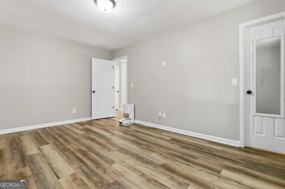 7175 Valance Lane Cumming, GA 30040