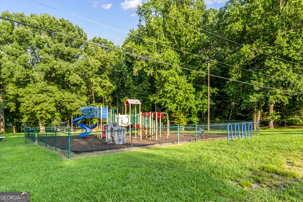 1652 Sable CT Talking Rock, GA 30175