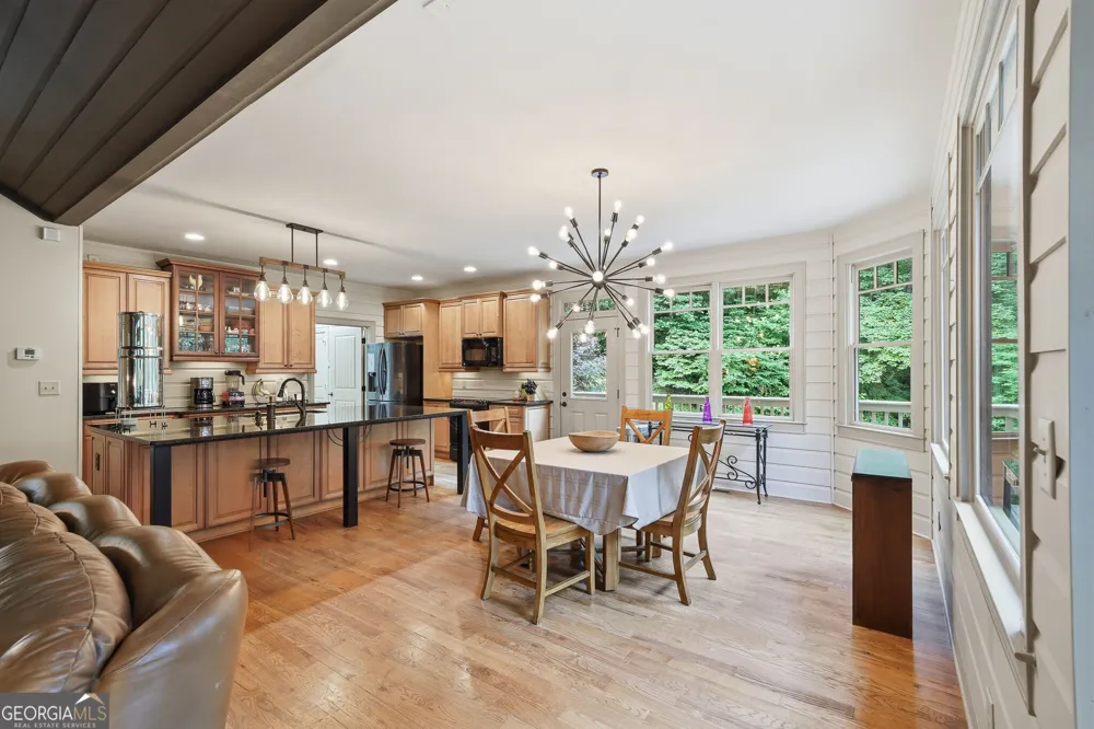 1117 Rambling RD Fairmount, GA 30139