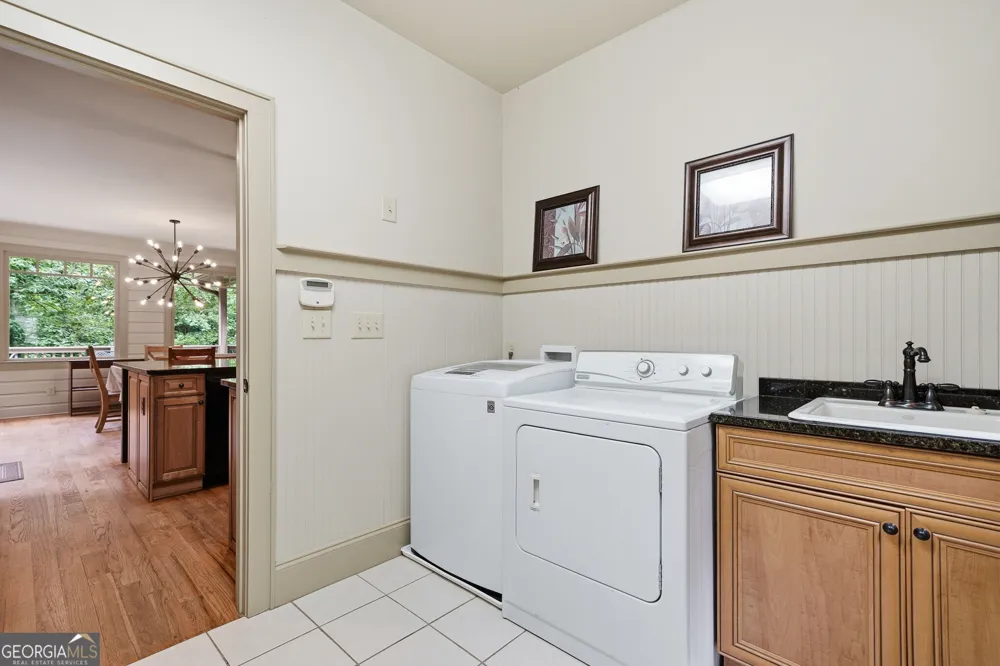 1117 Rambling RD Fairmount, GA 30139