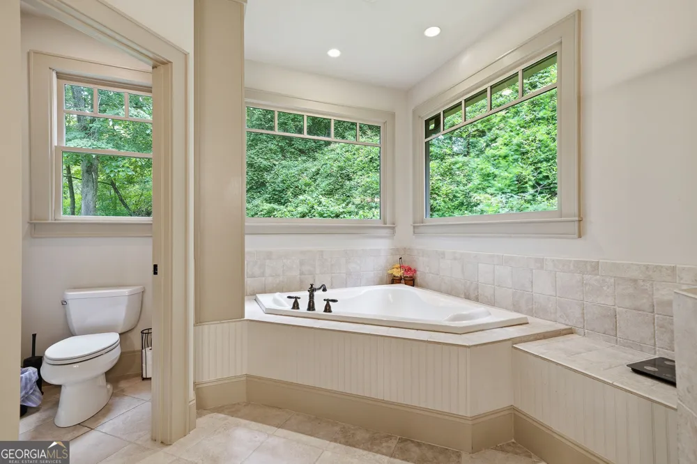 1117 Rambling RD Fairmount, GA 30139