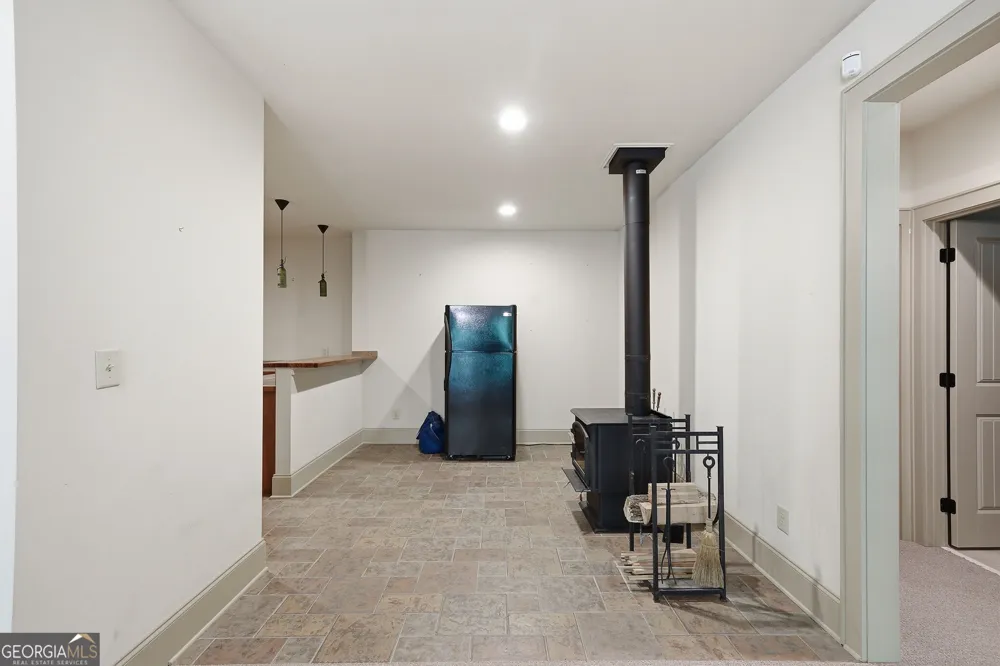1117 Rambling RD Fairmount, GA 30139