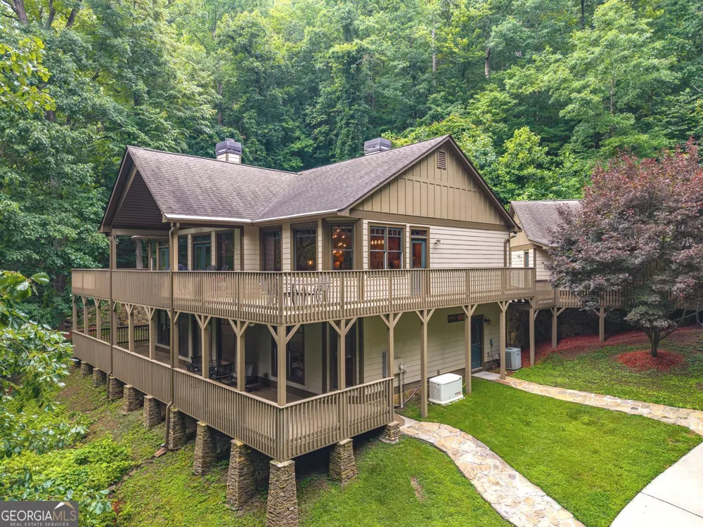 1117 Rambling RD Fairmount, GA 30139