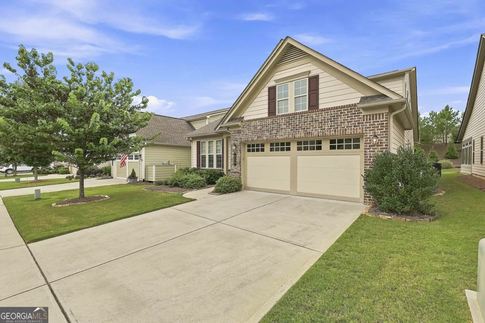 222 Silver Maple CT Peachtree City, GA 30269