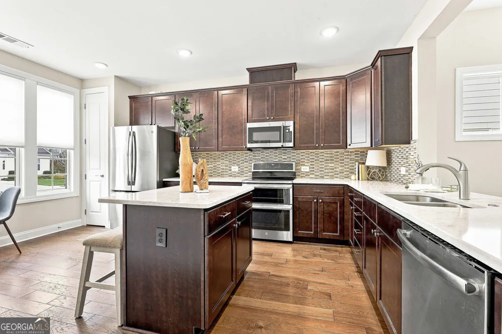 222 Silver Maple CT Peachtree City, GA 30269