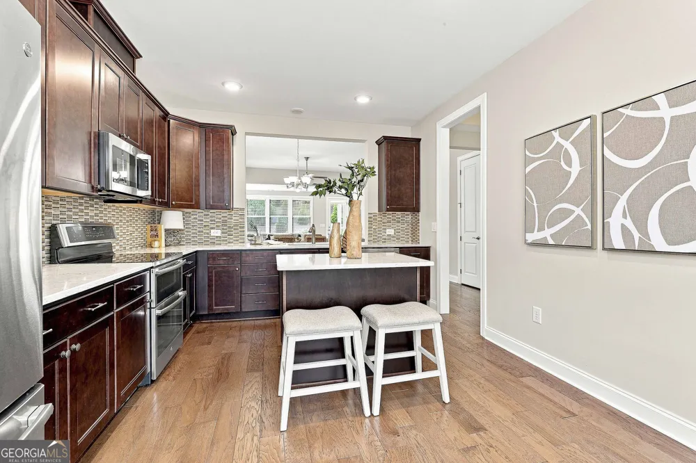 222 Silver Maple CT Peachtree City, GA 30269