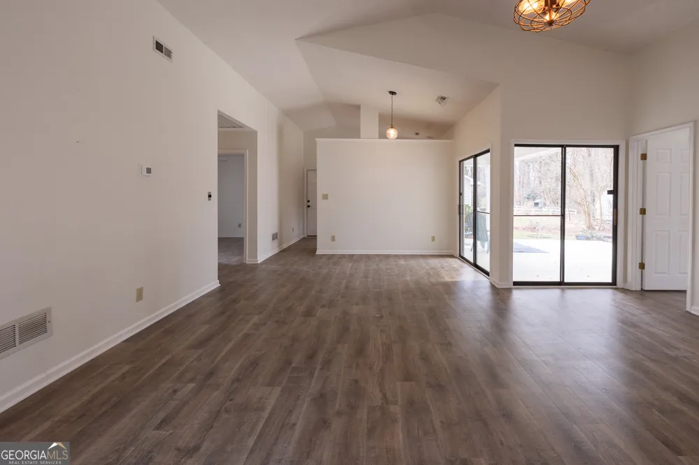 112 Glendale DR Peachtree City, GA 30269