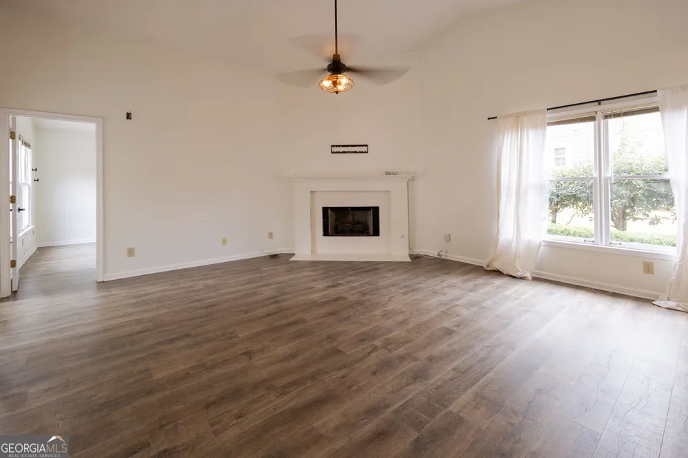 112 Glendale DR Peachtree City, GA 30269