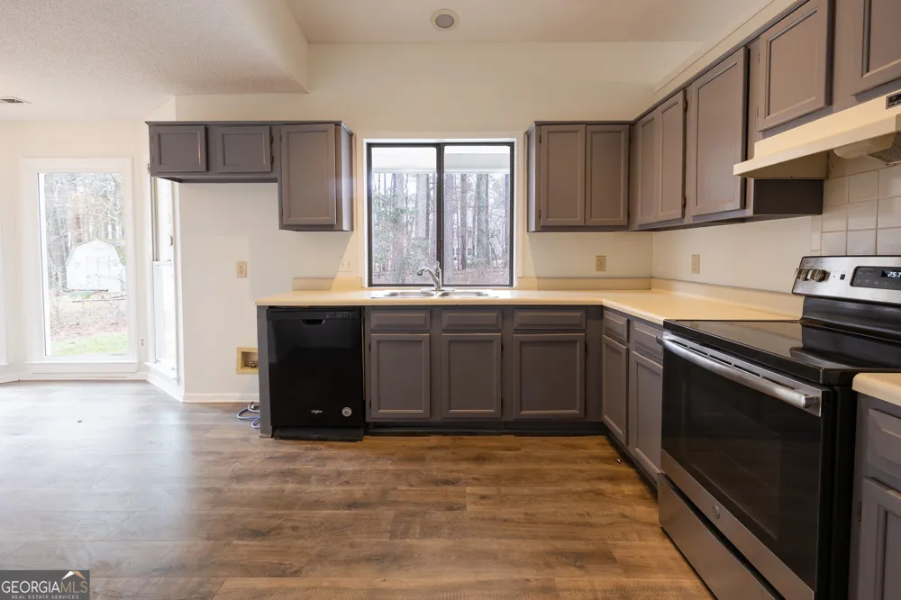 112 Glendale DR Peachtree City, GA 30269