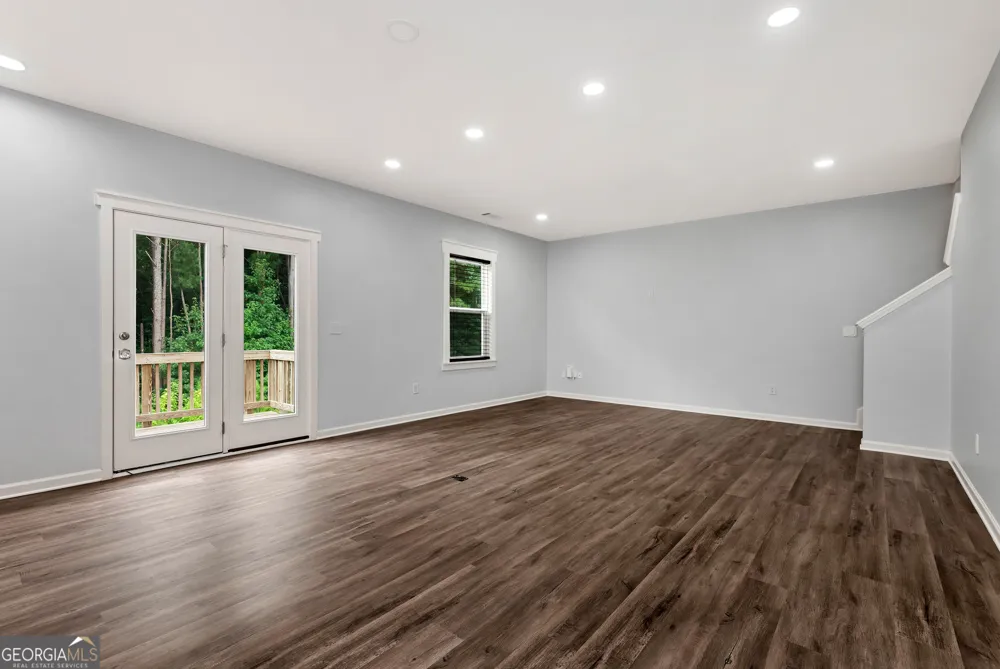 1183 Hudson CT Bethlehem, GA 30620