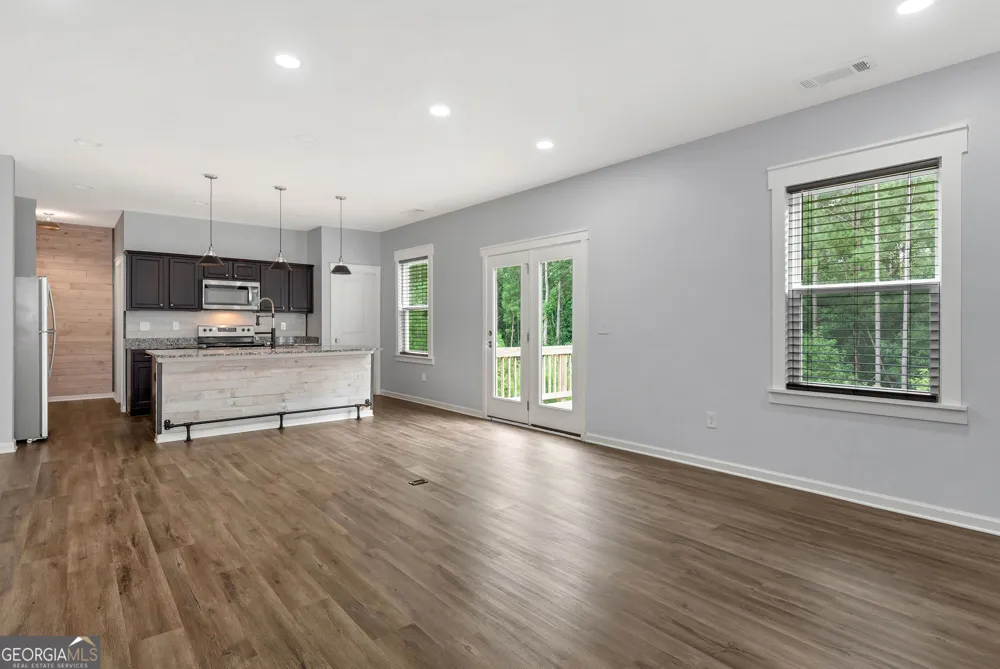 1183 Hudson CT Bethlehem, GA 30620