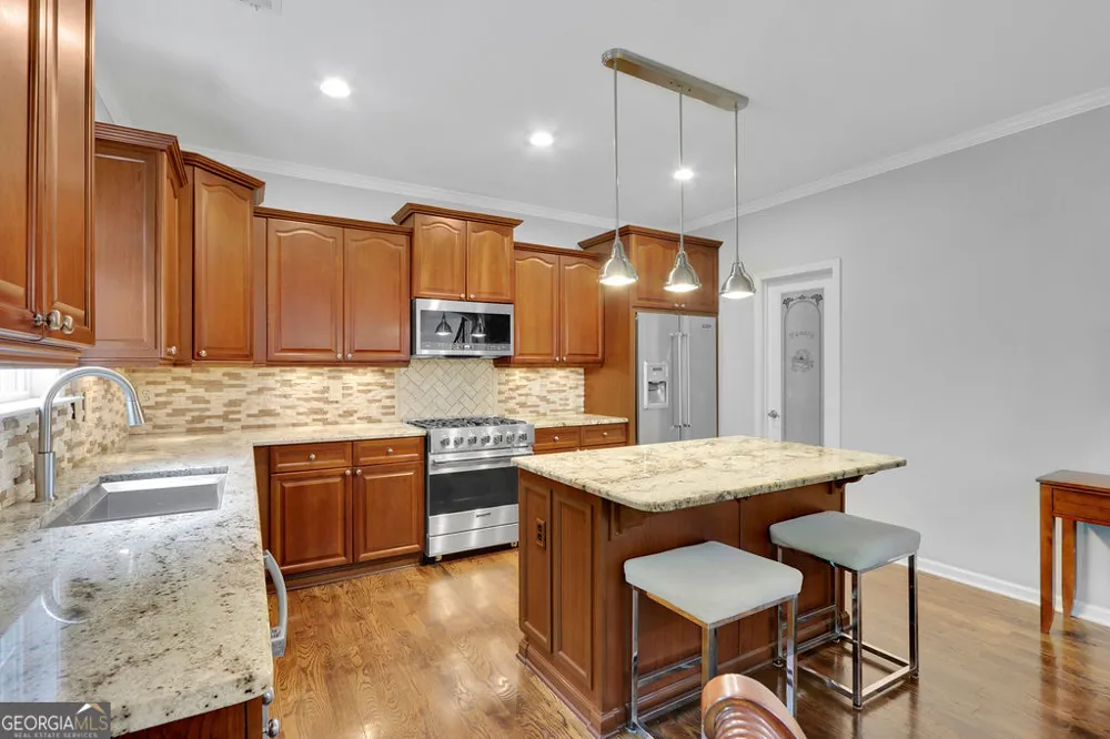 923 Van Briggle PATH NE Sugar Hill, GA 30518