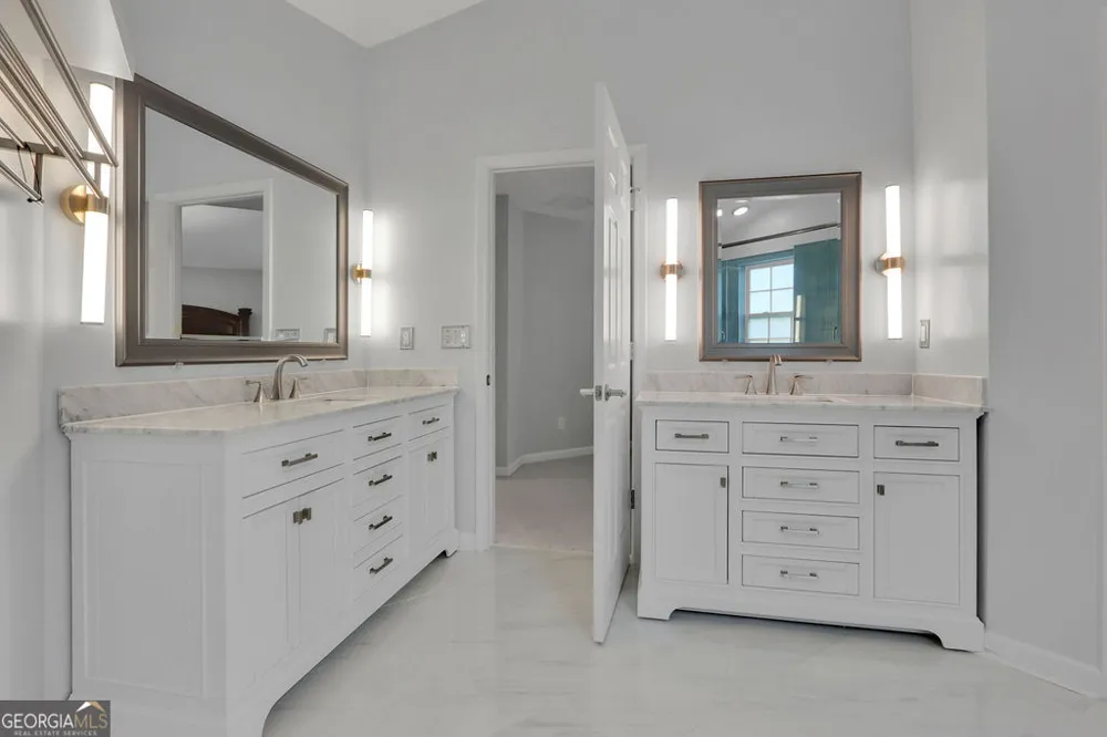 923 Van Briggle PATH NE Sugar Hill, GA 30518