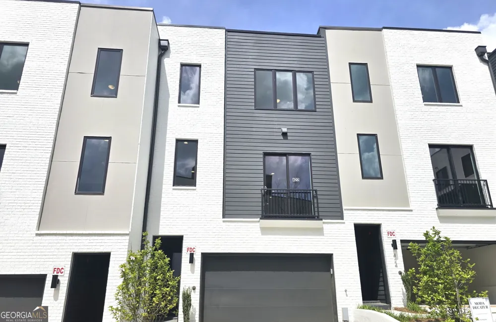422 Cedar Dust DR Decatur, GA 30030