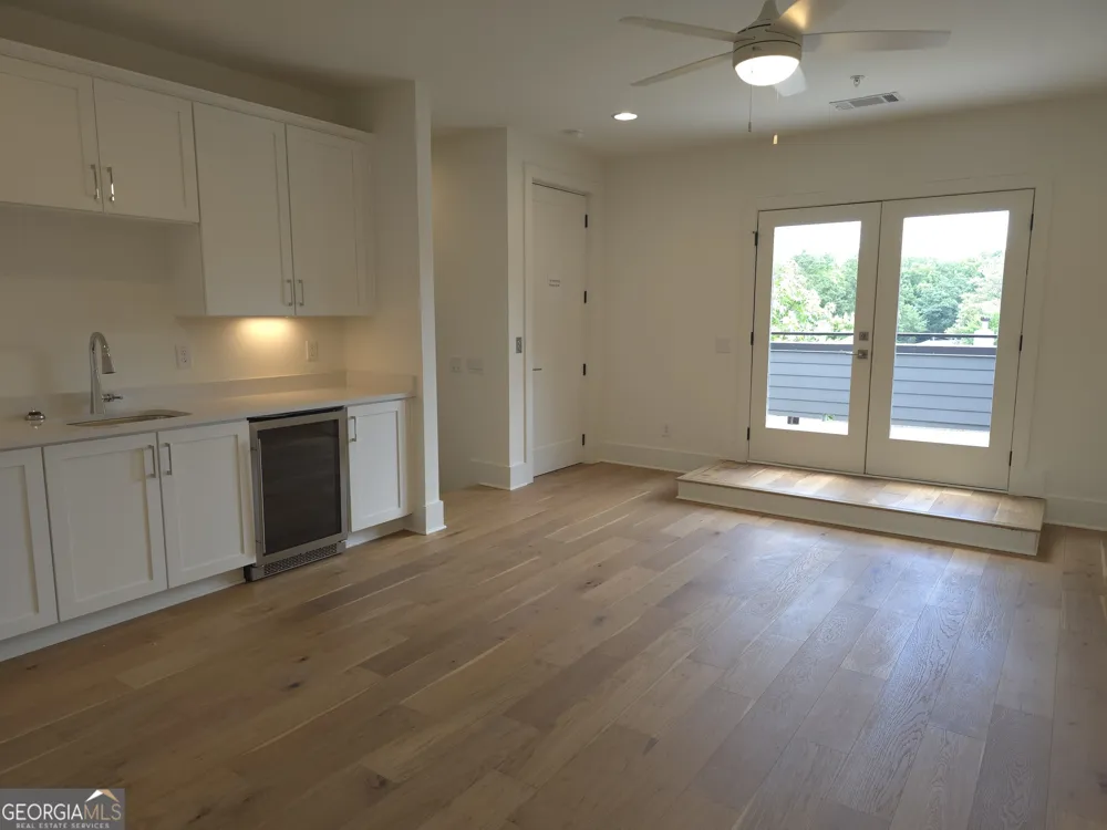 422 Cedar Dust DR Decatur, GA 30030