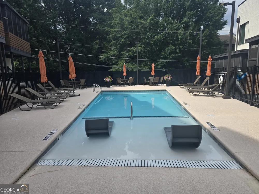 422 Cedar Dust DR Decatur, GA 30030
