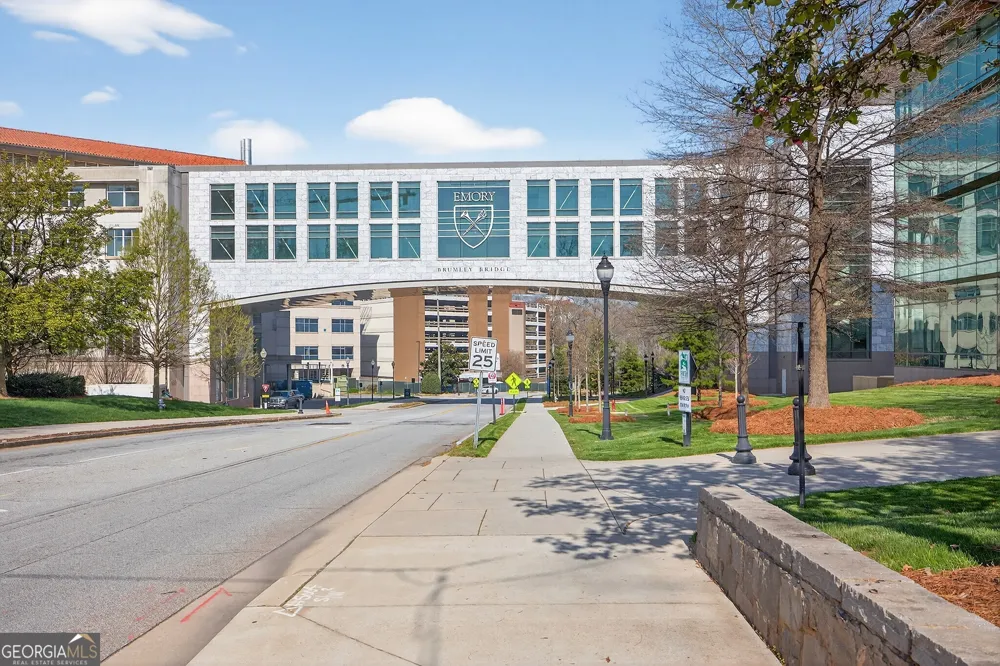 422 Cedar Dust DR Decatur, GA 30030