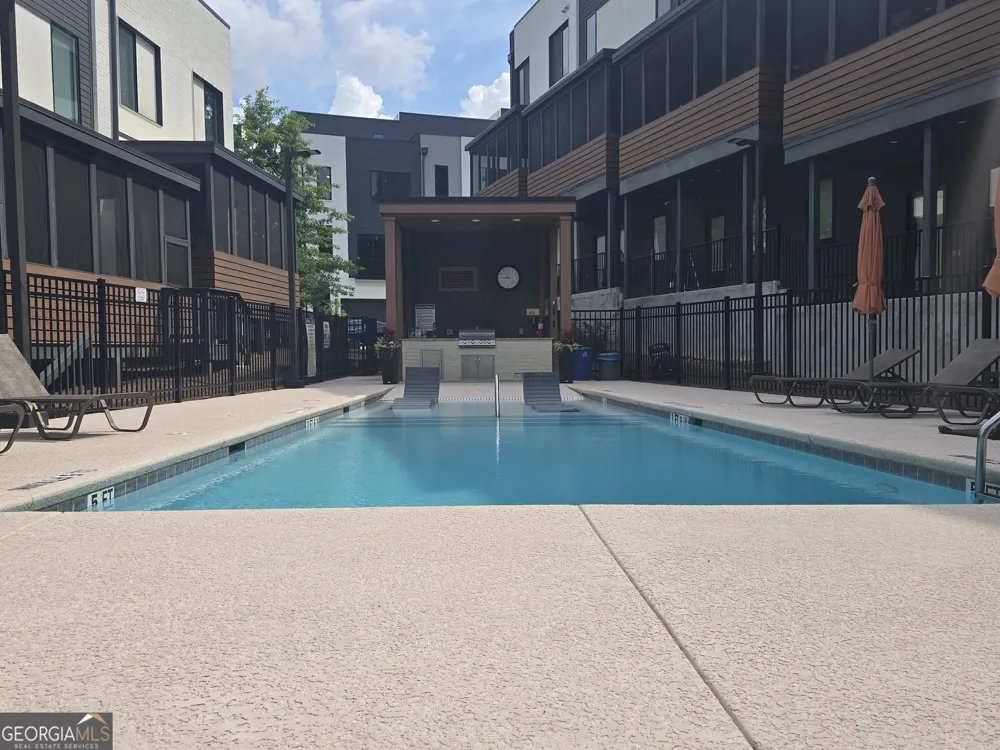 422 Cedar Dust DR Decatur, GA 30030