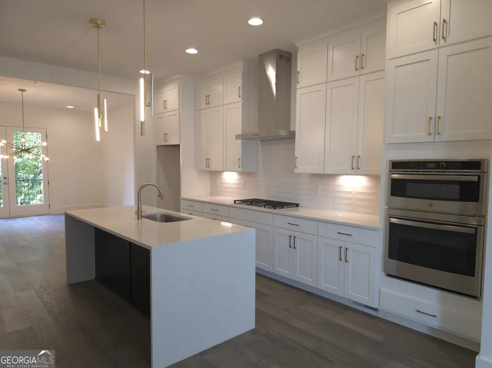 428 Cedar Dust DR Decatur, GA 30030