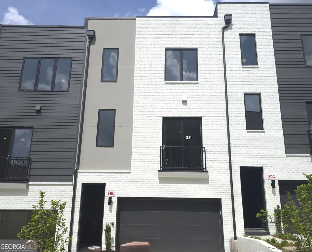 428 Cedar Dust DR Decatur, GA 30030