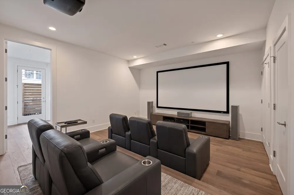 428 Cedar Dust DR Decatur, GA 30030