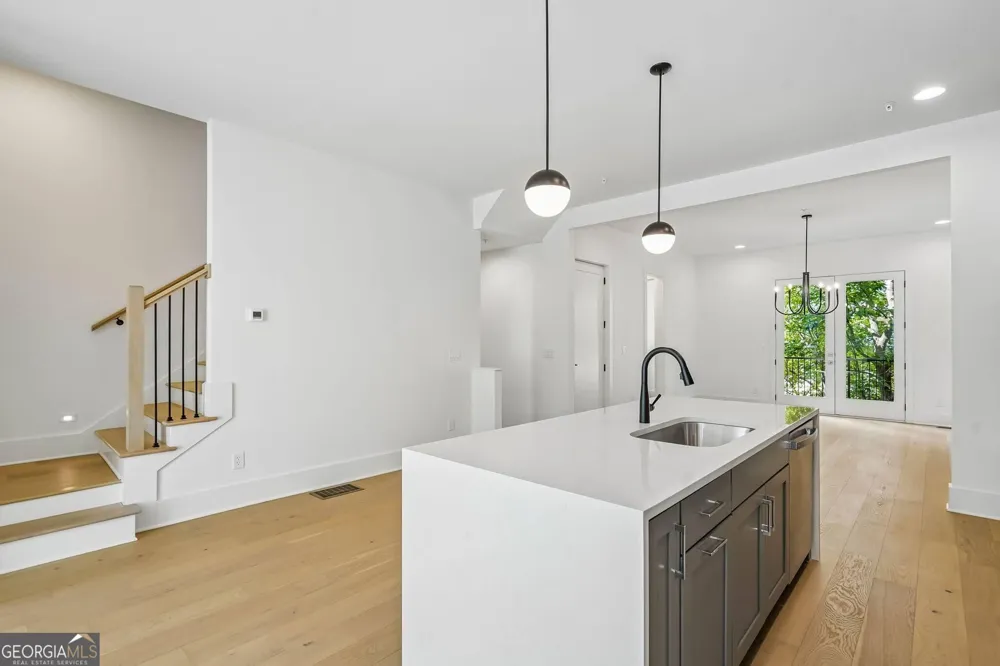 428 Cedar Dust DR Decatur, GA 30030