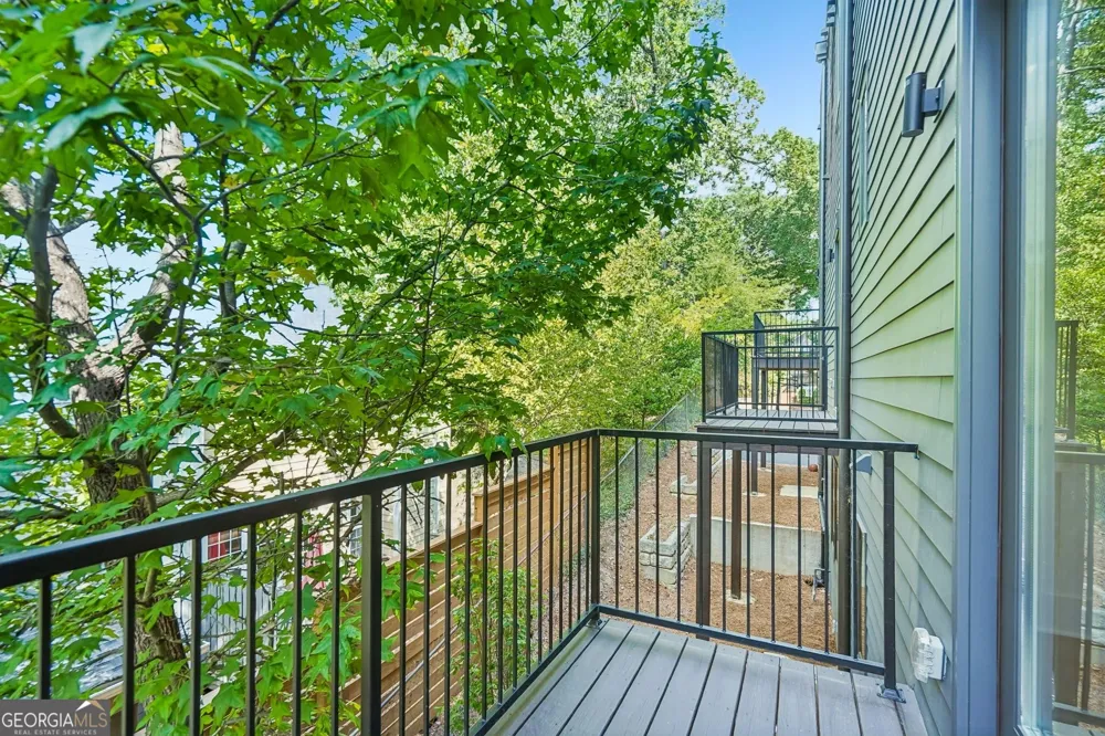 428 Cedar Dust DR Decatur, GA 30030