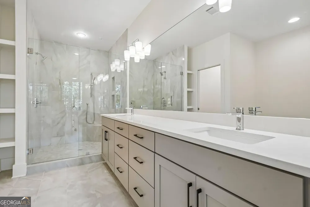 428 Cedar Dust DR Decatur, GA 30030