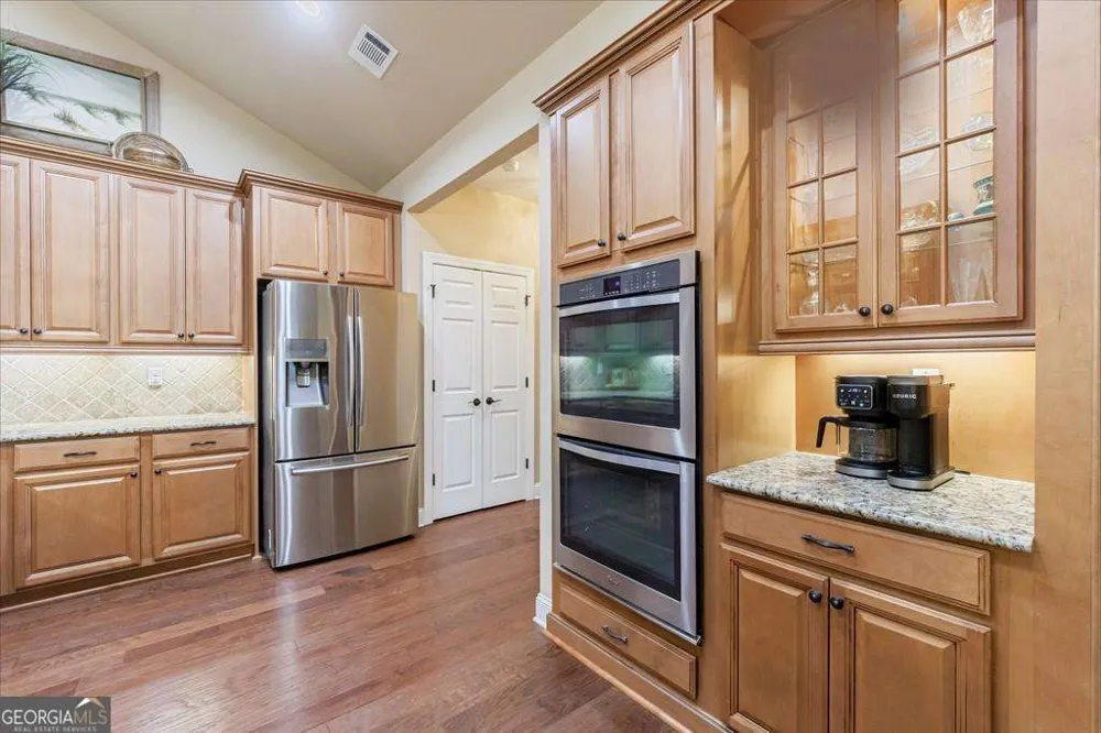 120 Chastain RD NW Kennesaw, GA 30144