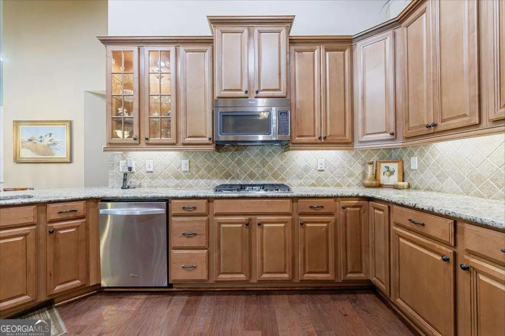 120 Chastain RD NW Kennesaw, GA 30144