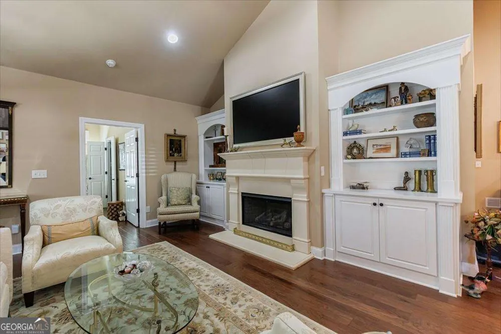 120 Chastain RD NW Kennesaw, GA 30144