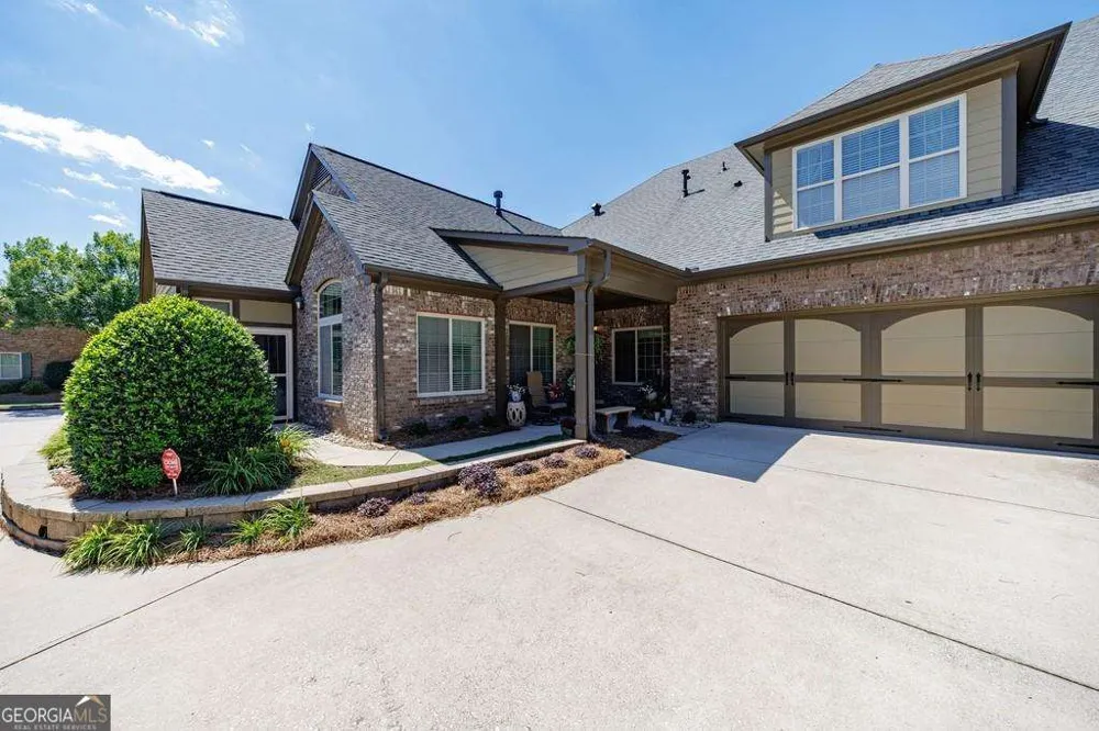 120 Chastain RD NW Kennesaw, GA 30144