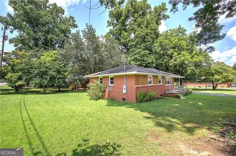 7 West DR Cartersville, GA 30120