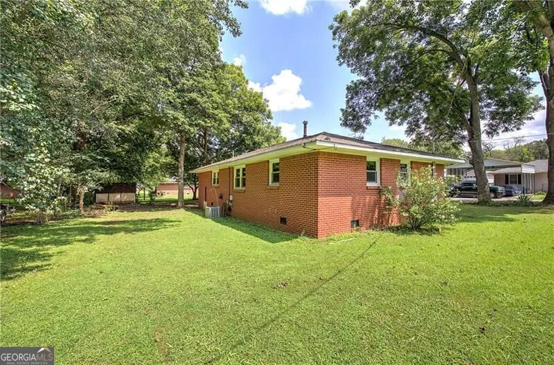 7 West DR Cartersville, GA 30120
